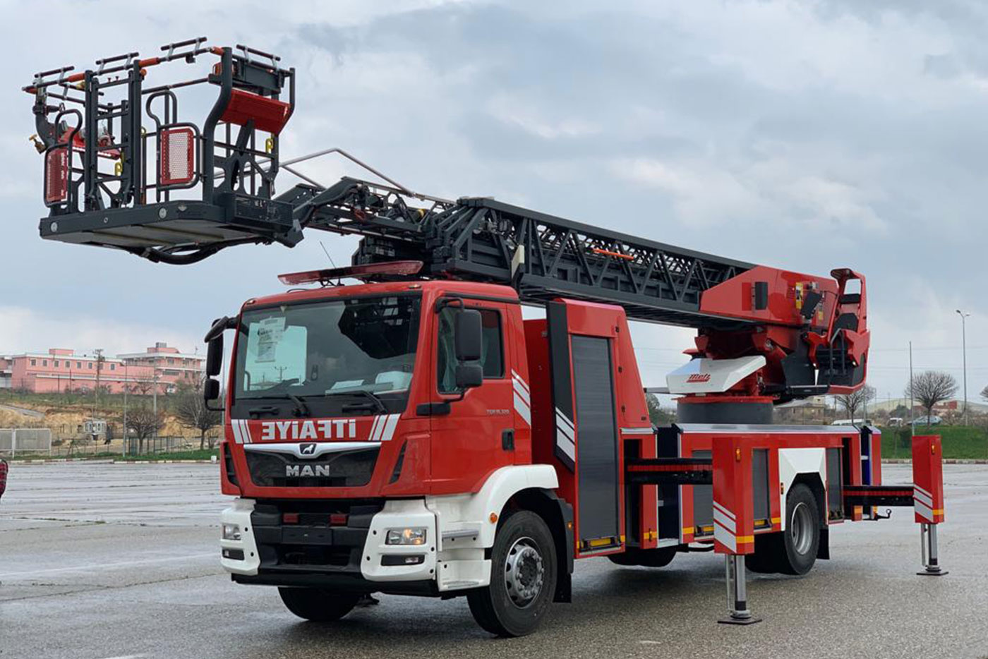 42 – 64 Metre Hidrolik Merdivenli İtfaiye Araçları, görsel 6